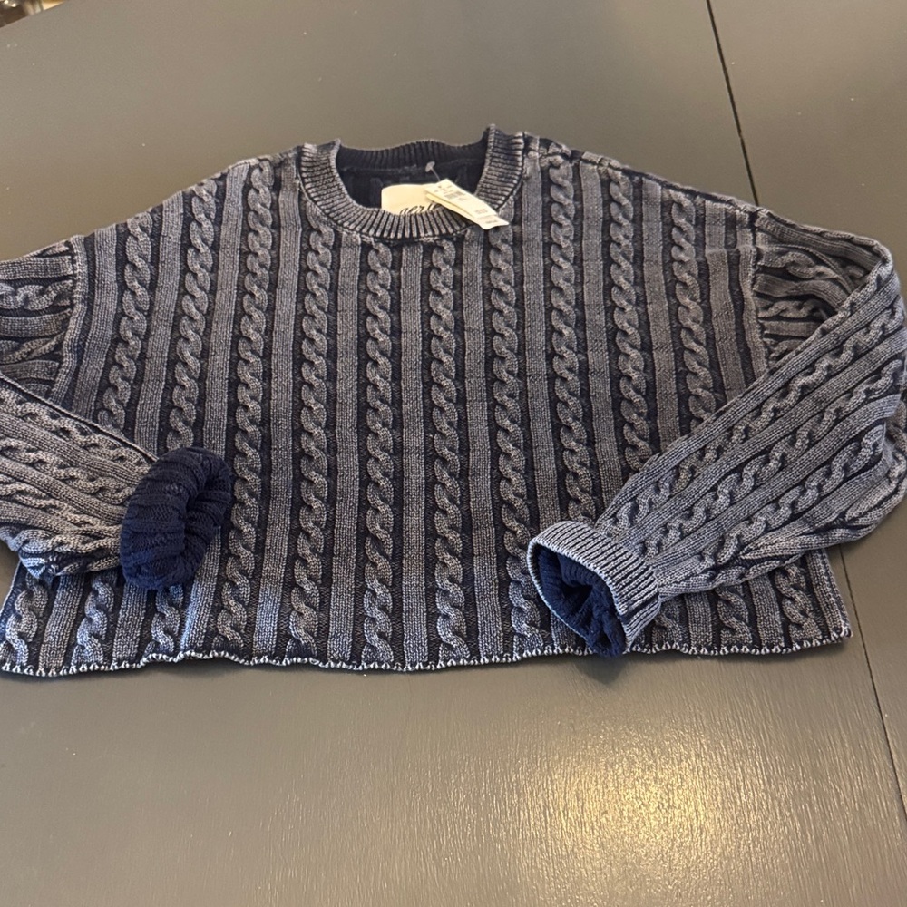 Aerie Navy and Gray Cable Knit Sweater